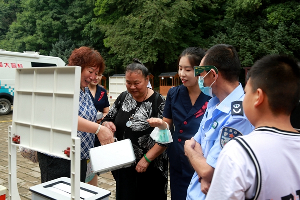 4e027decd5a3425899eae03c43f98c7d.jpg KV0A3406.JPG